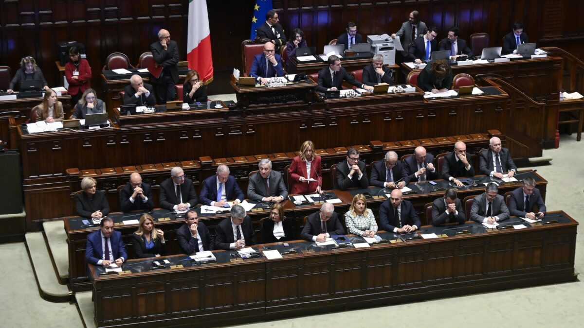 Vertice sulle bollette: più fondi ai bisognosi