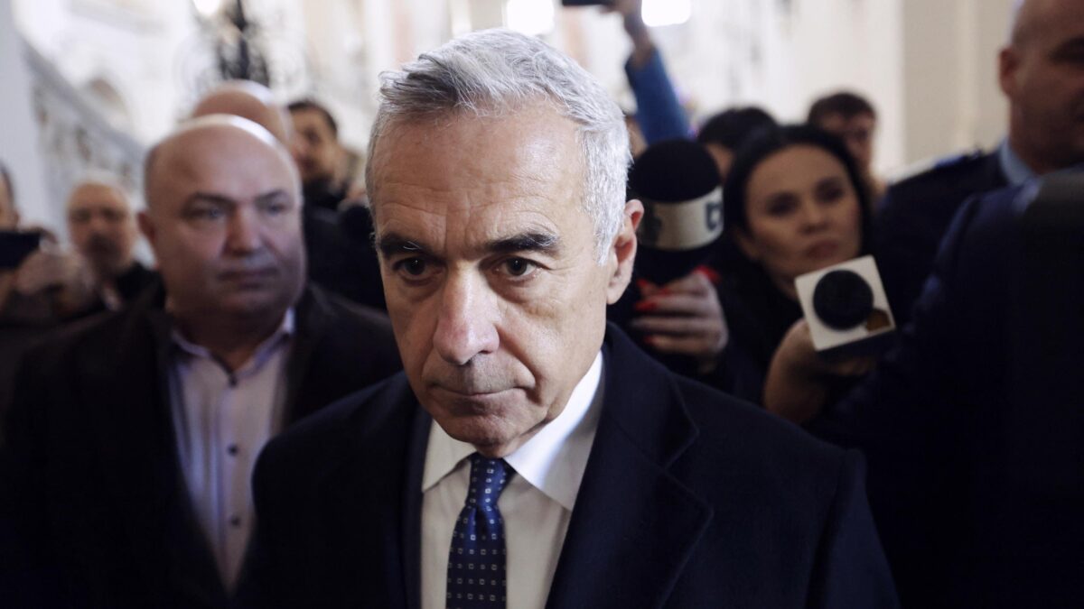 In Romania la democrazia traballa. Georgescu fermato per «eversione»