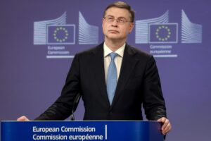 L’Ue accusa i dazi Usa di minare l’economia per coprire gli errori che ha fatto da sola