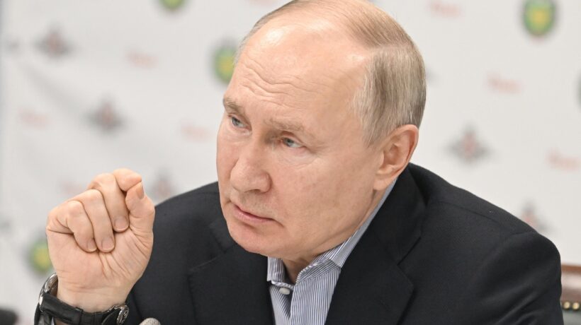 Zelensky apre a Putin con condizioni. E Bruxelles cede sulle spese militari