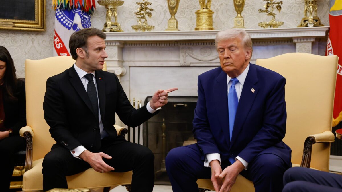 Trump: «Qualche settimana e il conflitto può terminare. Putin dirà sì alle truppe Ue»