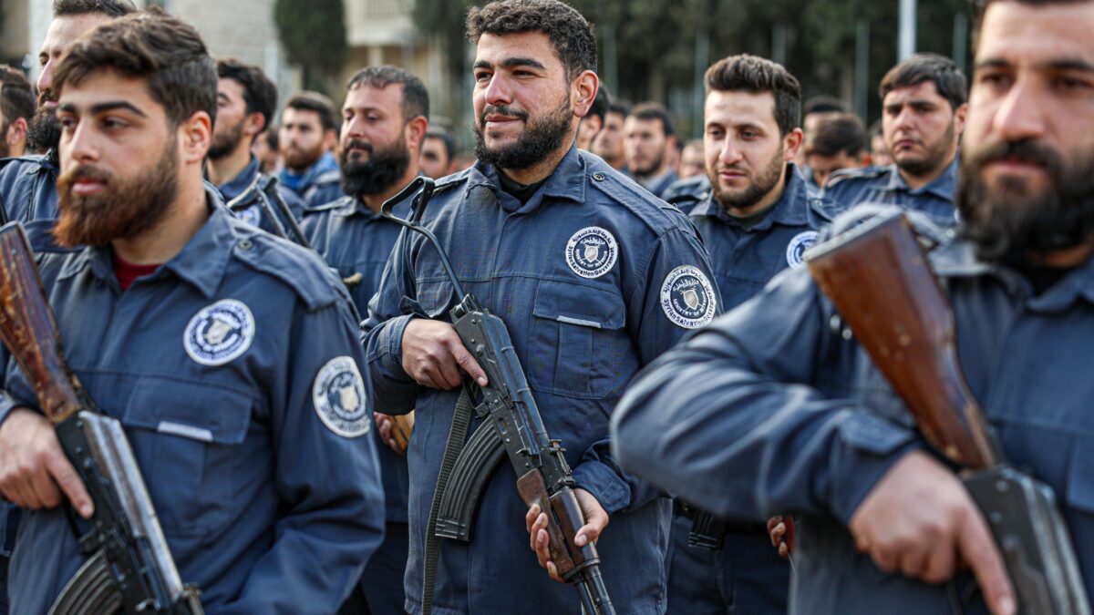 Siria, stop ai siti militari palestinesi. Israele preme per far restare i russi