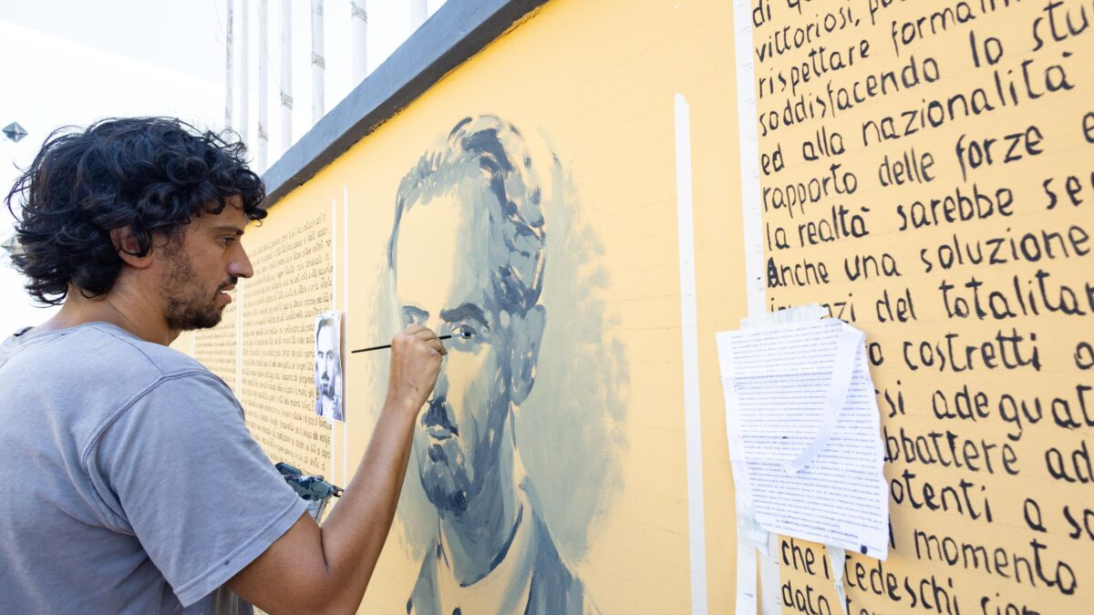 Miracolo: i cancellatori della storia ora scoprono il valore del contesto