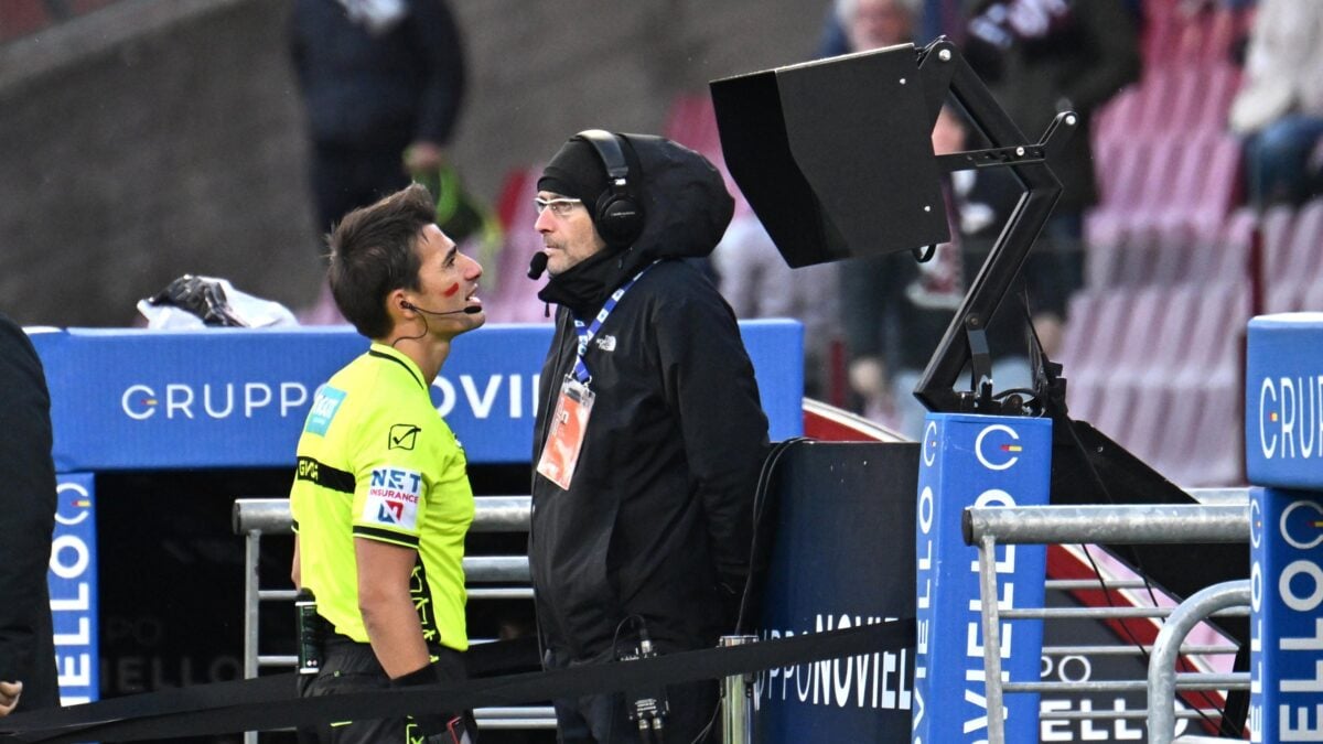 Audio del Var trasmesso negli stadi. Via all’esperimento in Coppa Italia