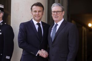 Londra e Parigi si ripassino la storia o finiranno ancora umiliati come a Suez