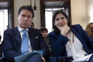 L’Ue in armi spacca la sinistra in tre piazze
