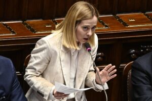 Meloni: «No all’Europa di Ventotene». E la sinistra impazzisce: «Oltraggio»