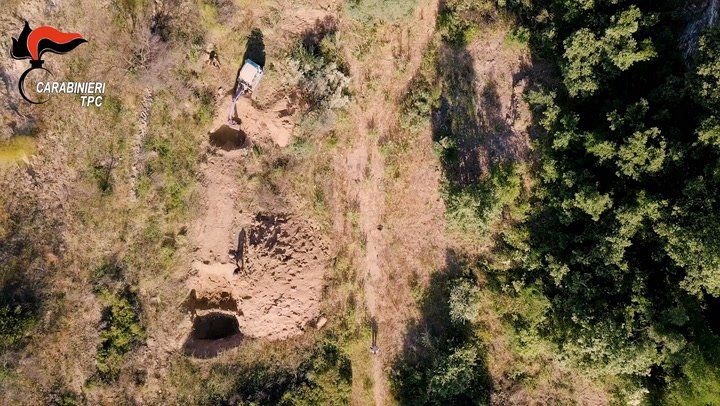 I Carabinieri restituiscono oltre 2.000 reperti al Museo Archeologico dell’Umbria