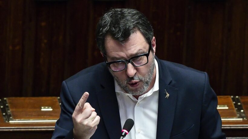 Salvini chiama al raduno anti riarmo