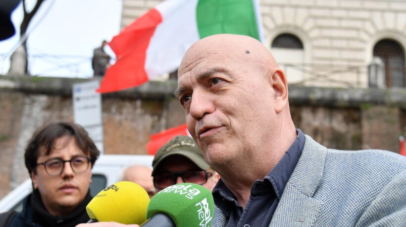 Negli altri sit-in si grida «no Ursula»