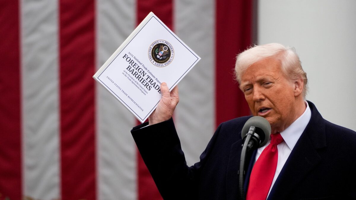 Il presidente Usa sparge ottimismo: «Grande momento per arricchirsi»