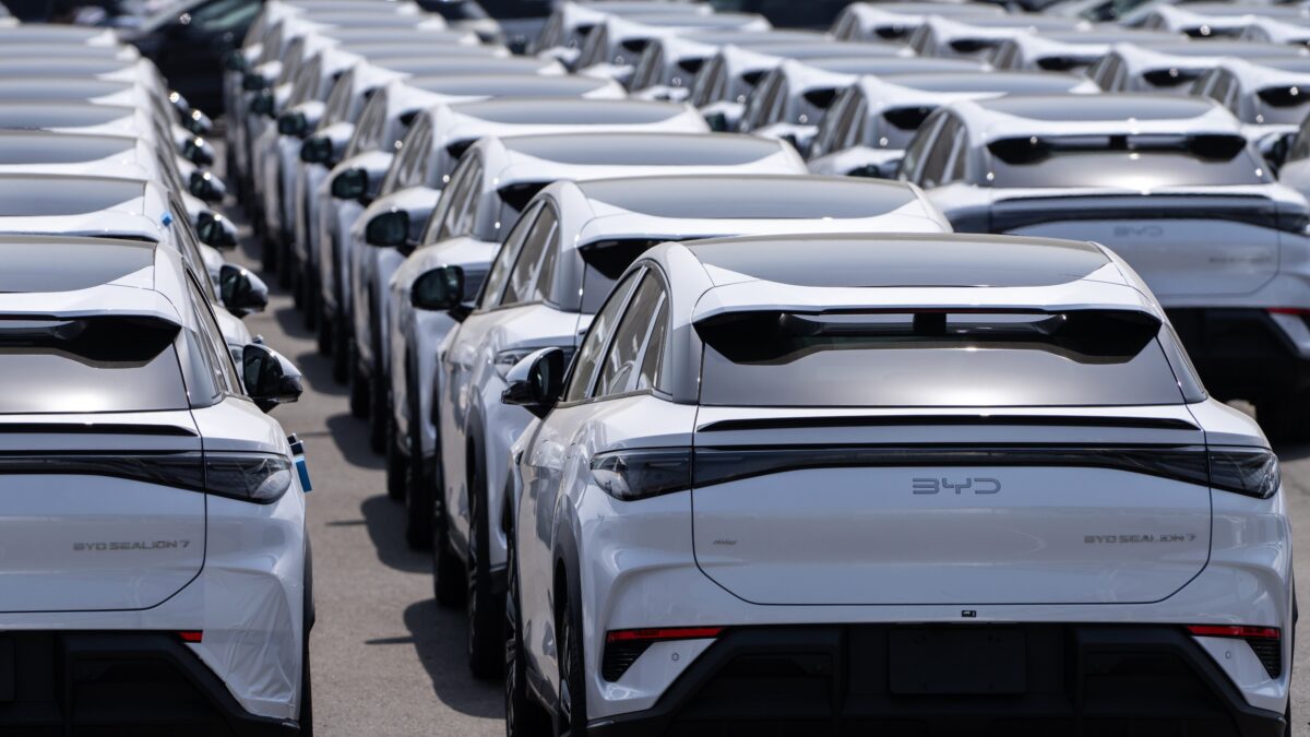 Auto, porti e produzione energetica. Continua la marcia di Pechino sull’Ue