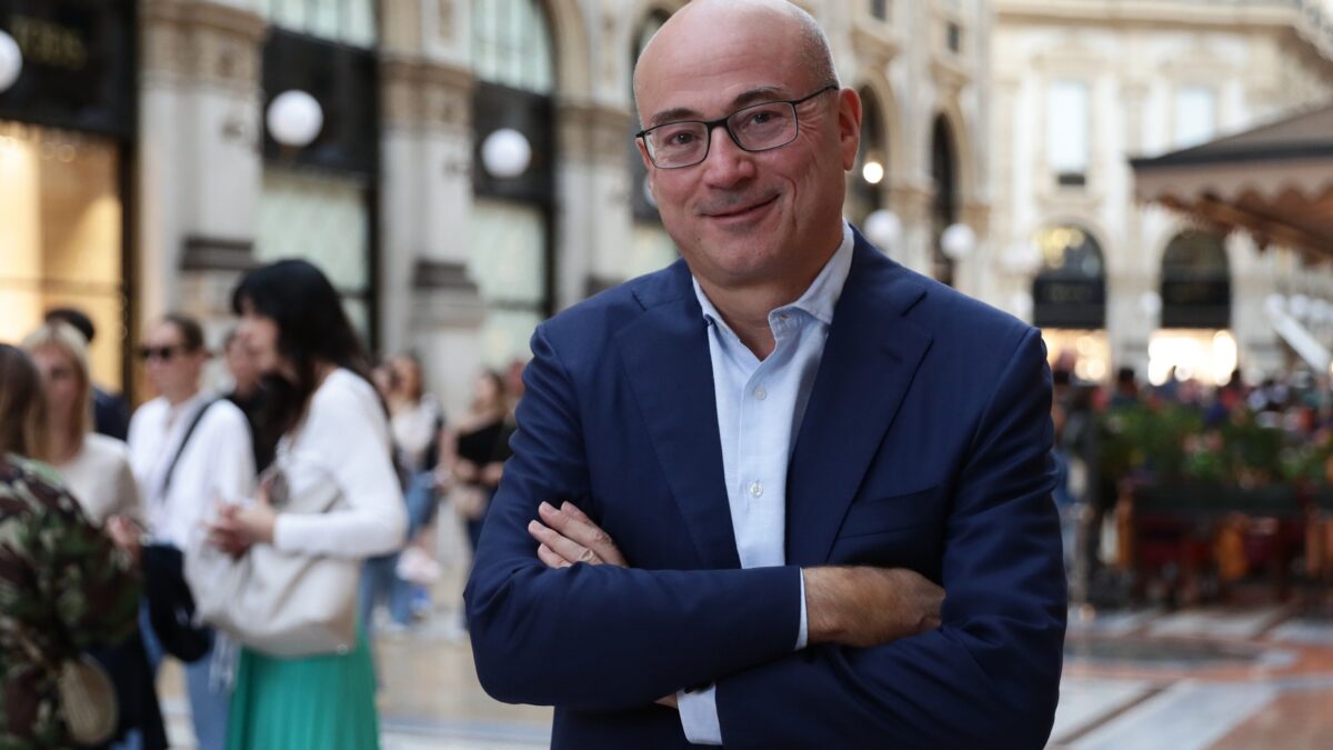 Il «Corriere» liquida la democrazia: «L’establishment decide per tutti»