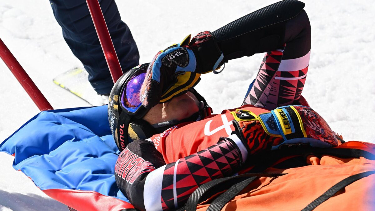 Brignone fratturata, ferma per mesi