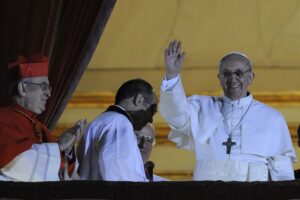 Con le sue (troppe) aperture Francesco ha reso la Chiesa di Roma un ospedale da campo