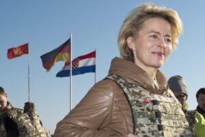 Via al riarmo con il carro armato Ue. Italia isolata da francesi e tedeschi