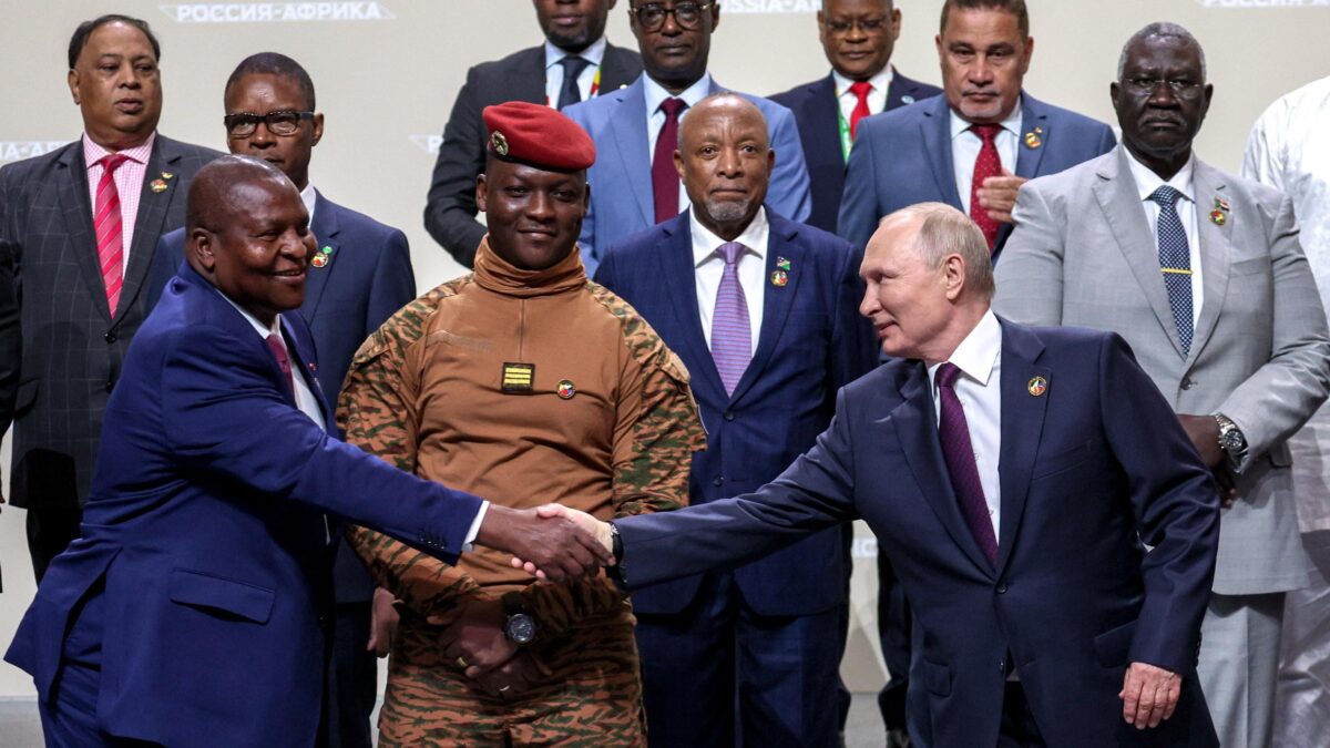 L’Africa salva il mercato delle armi russe