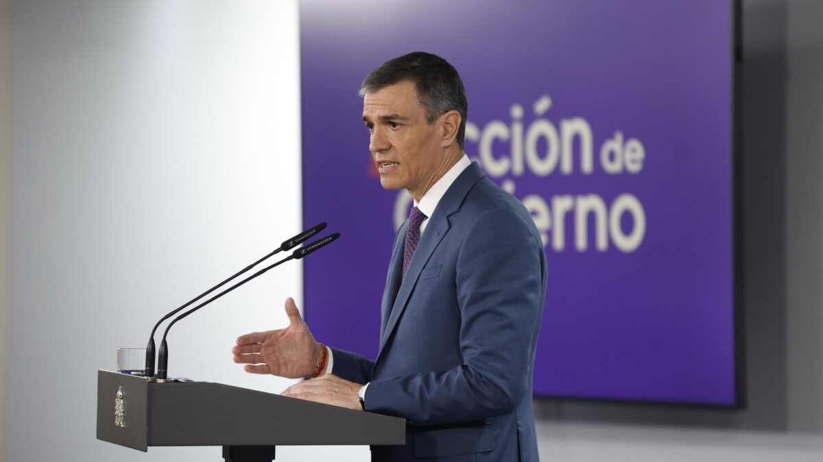Investitori mollati al buio da Sánchez