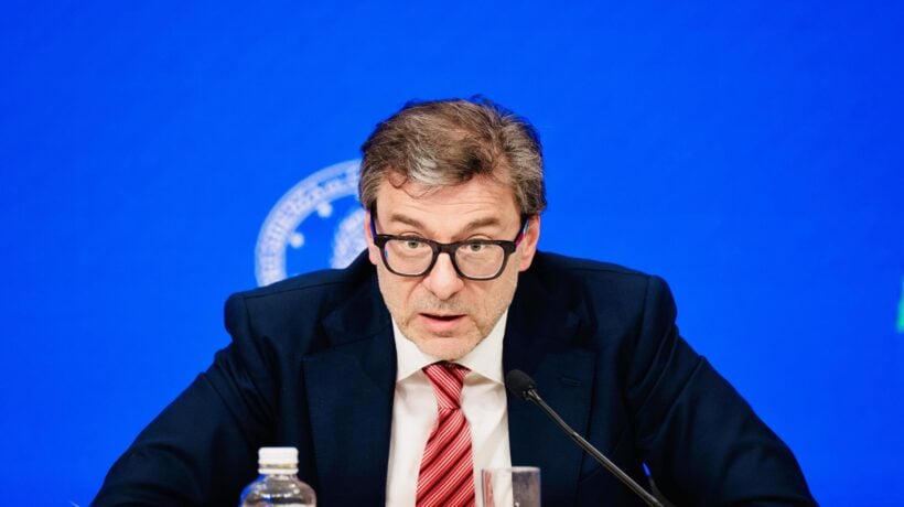 Il siluro francese: fiducia all’ad di Stm senza voto del Mef