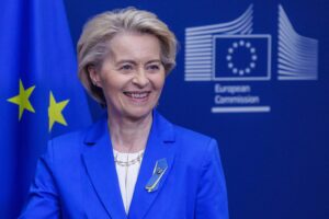 Mentre i dazi sconvolgono il mondo, l’Ue ci indebita per comprare missili