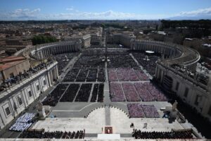 Elicotteri, tiratori scelti, artificieri Roma «Caput mundi» della sicurezza