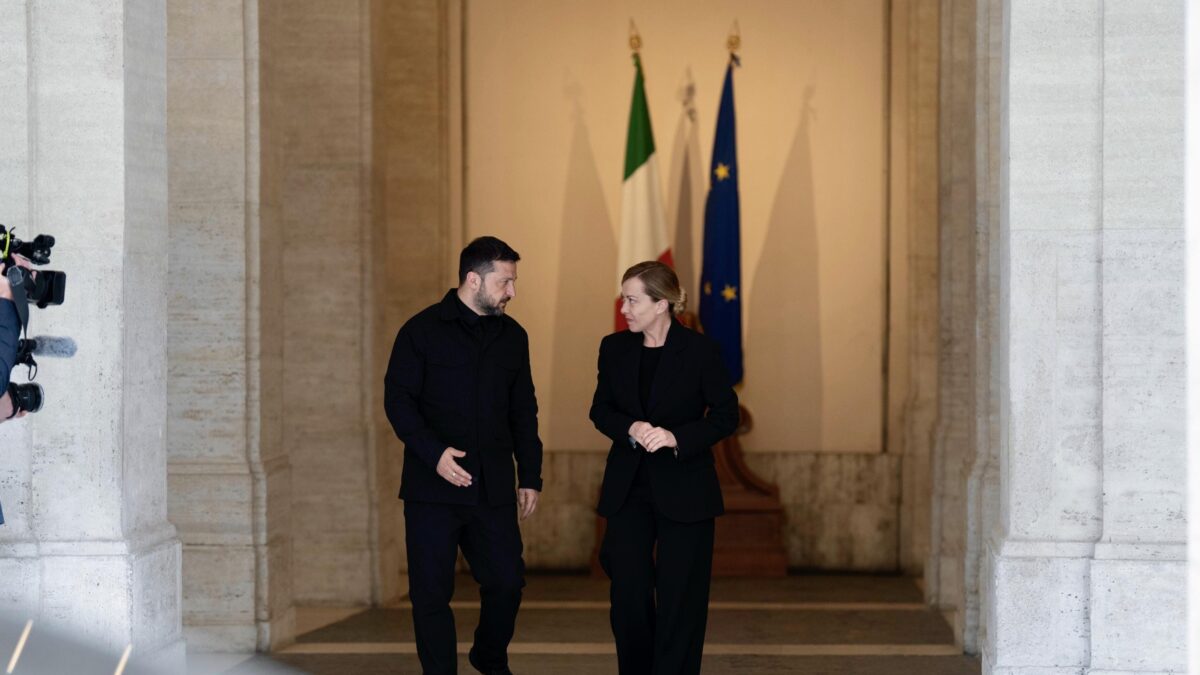 Trump e Zelensky vanno in confessionale a San Pietro per mettere fine alla guerra