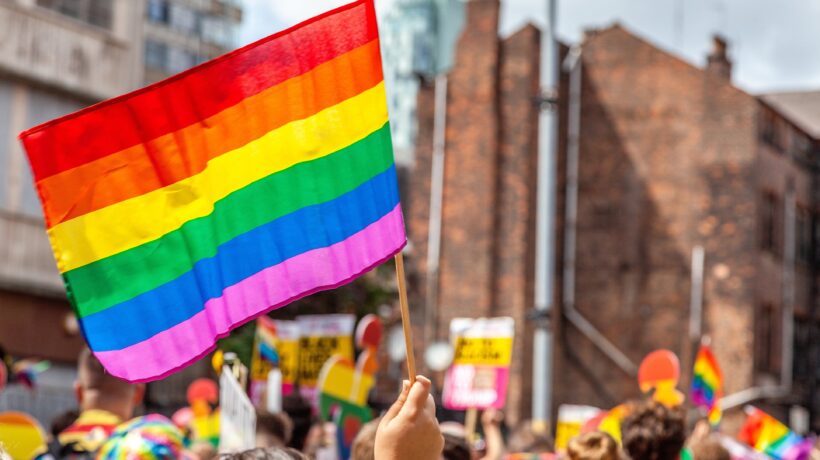 Corsi sgraditi agli ultrà Lgbt: bando revocato