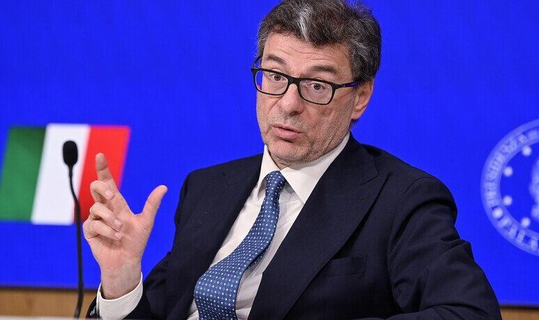 Giorgetti scuote Bruxelles: «Per aiutare le imprese stop al Patto di stabilità»