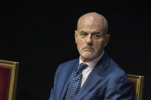 Le imprese: «no ai contro dazi». E il 17 la Meloni vola da Trump
