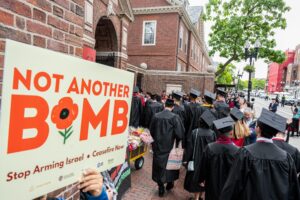 La Casa Bianca tallona la Ivy League sui soldi spesi per il green e la Cina