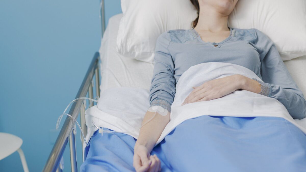 Iracheno stupra le malate nel letto dell’ospedale. I giudici non lo condannano