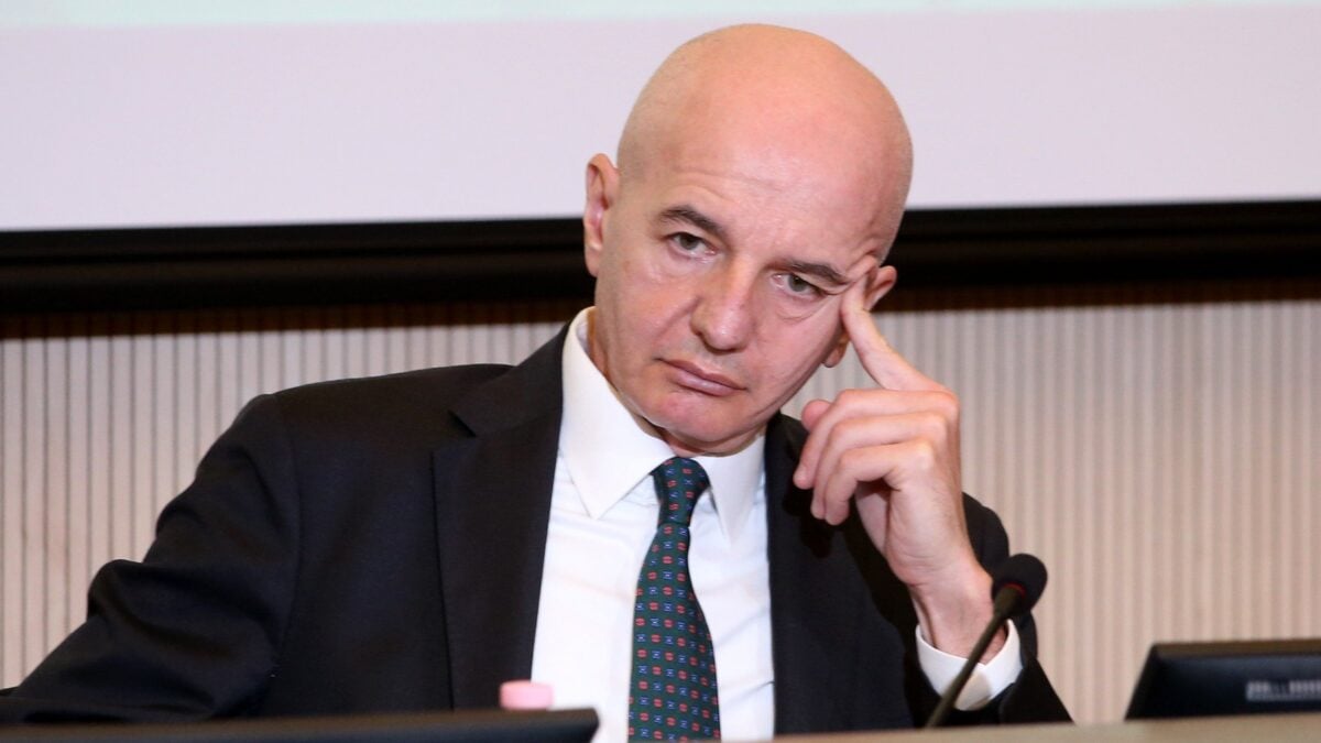 Sgarbo all’Italia, scintille in Stm. Pronta la sfiducia all’ad transalpino