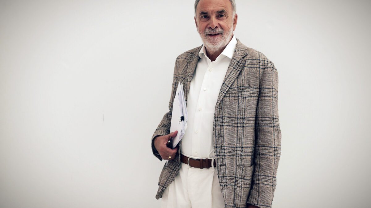 Il «profeta» Remuzzi si autoassolve. «Sul Covid errori di comunicazione»