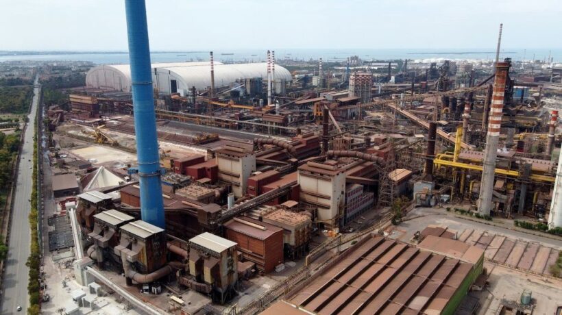 La Procura accusa l’Ilva ma già nel primo verbale si chiedeva il via libera per l’intervento
