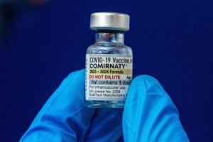 Pfizer falsificò i dati sui morti per farsi approvare il vaccino