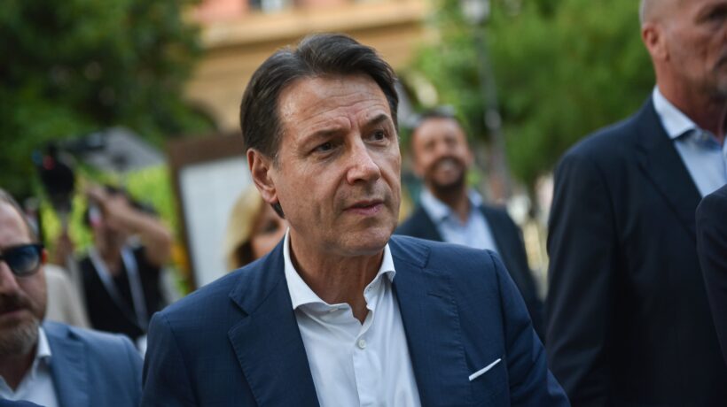 Il «Watergate» di Casarini nasce con Conte