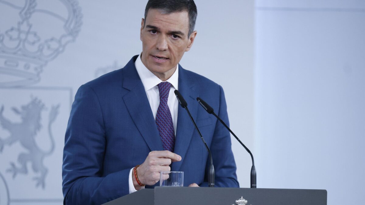 Sánchez nasconde la causa del blackout per non ammettere l’harakiri ecologista