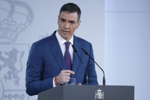 Sánchez nasconde la causa del blackout per non ammettere l’harakiri ecologista