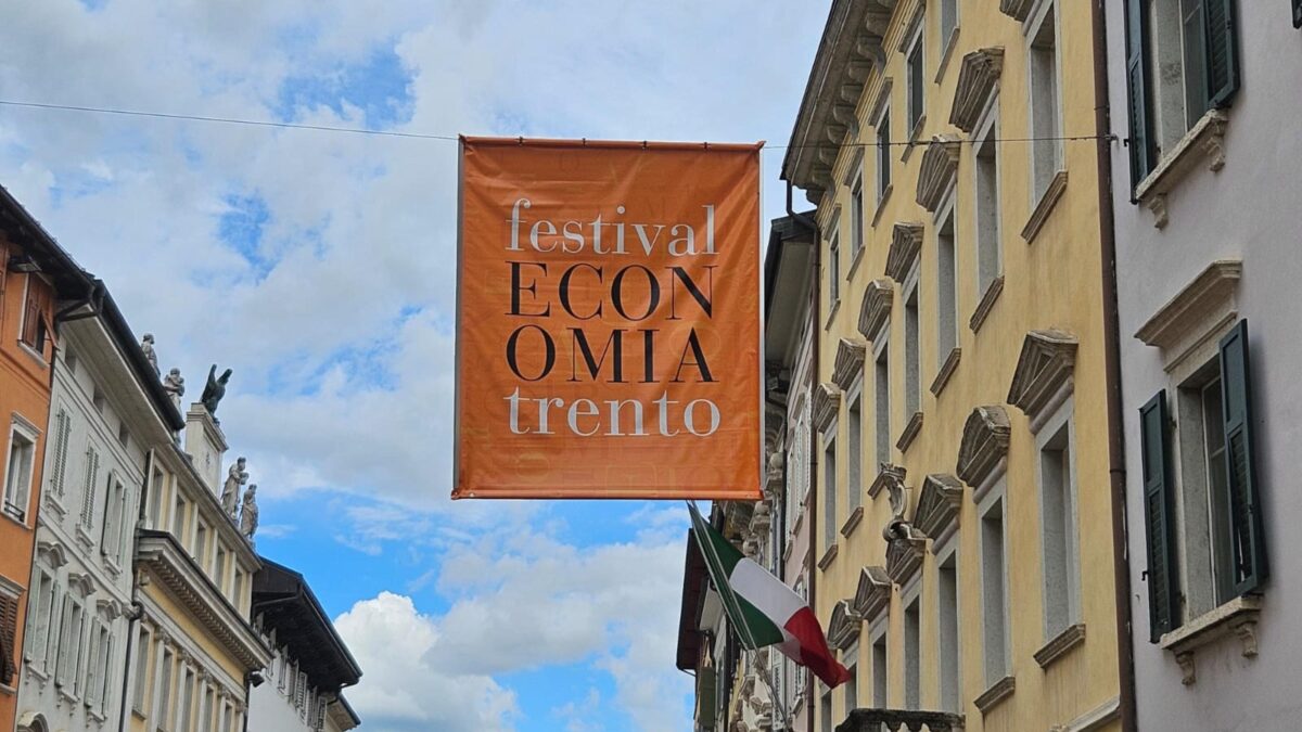 Venti anni di Festival dell’economia. Oltre 300 eventi e sei Premi Nobel