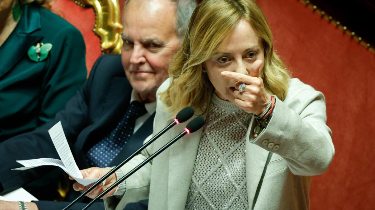 La Meloni fissa gli obiettivi. «Spesa in armi al 2% del Pil ma la Nato guardi al Sud»