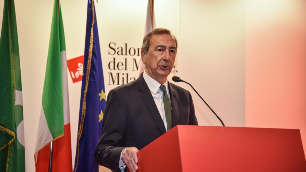 Il bavaglio di Sala: non si parli di immigrati