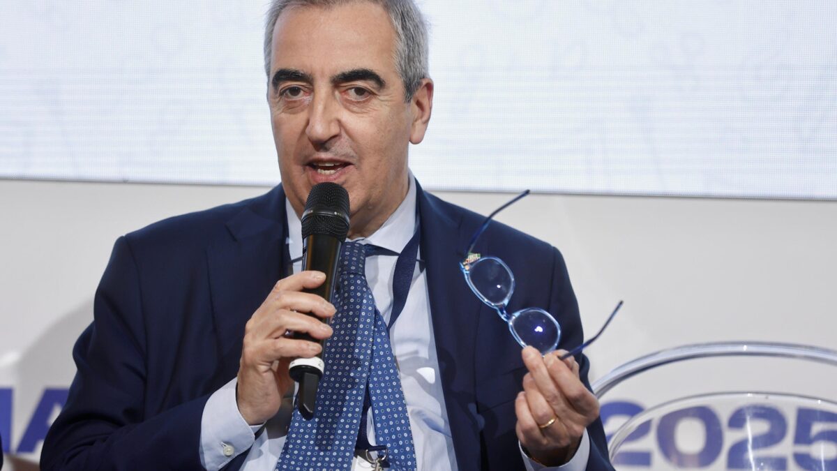 Fine vita, il Senato rimanda a luglio tra le proteste dell’opposizione