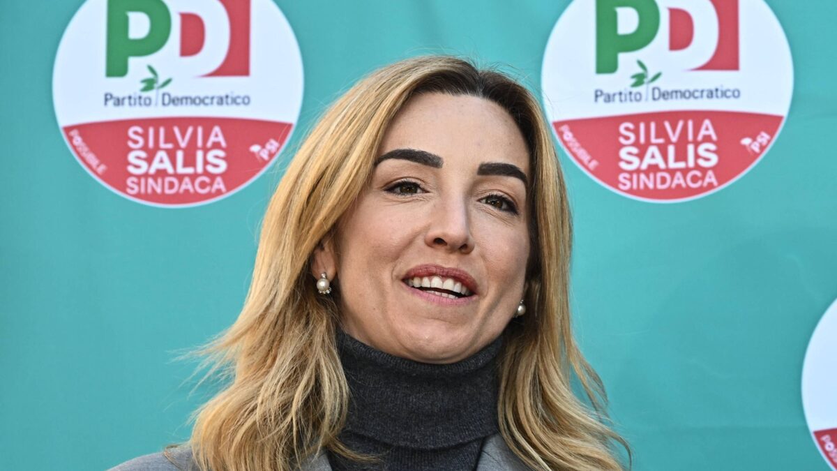 E la Salis è indagata: investì una donna con il semaforo rosso