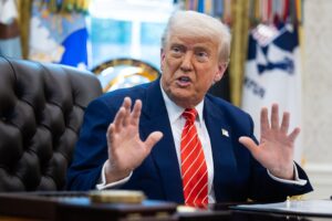 Trump raddoppia i dazi sull’acciaio