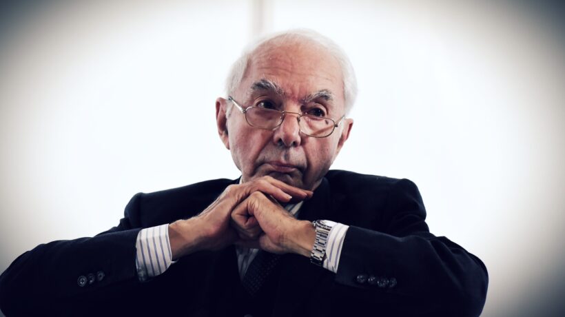 Il papabile rimasto senza fede e senza Colle