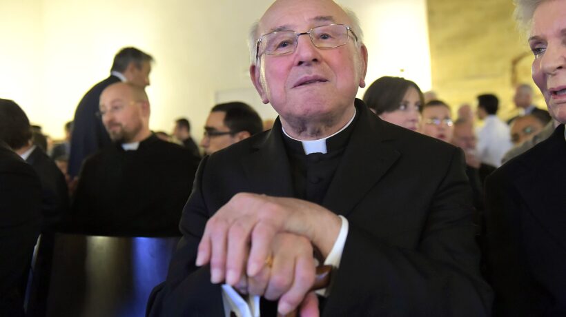 No al culto del Papa: non è un capo assoluto