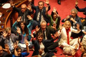 Così la sinistra «lotta» contro il dl Sicurezza