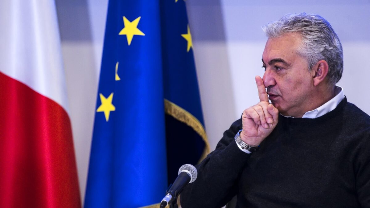 «Arcuri ha ancora documenti Covid»