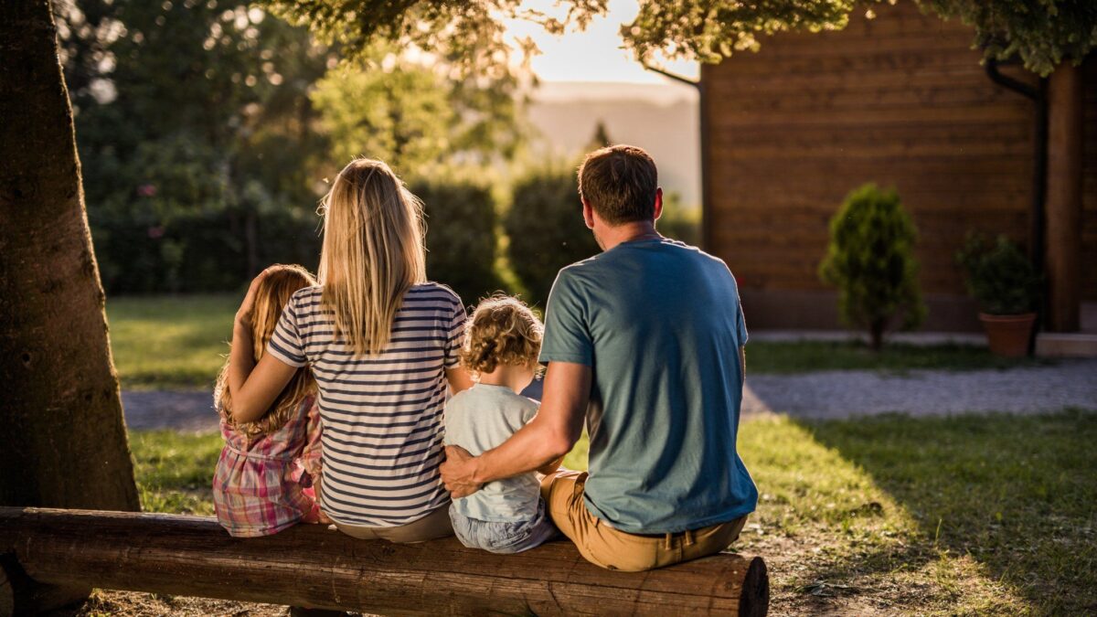 Famiglia tradizionale, negarla impedisce di veder riconosciute anche le altre