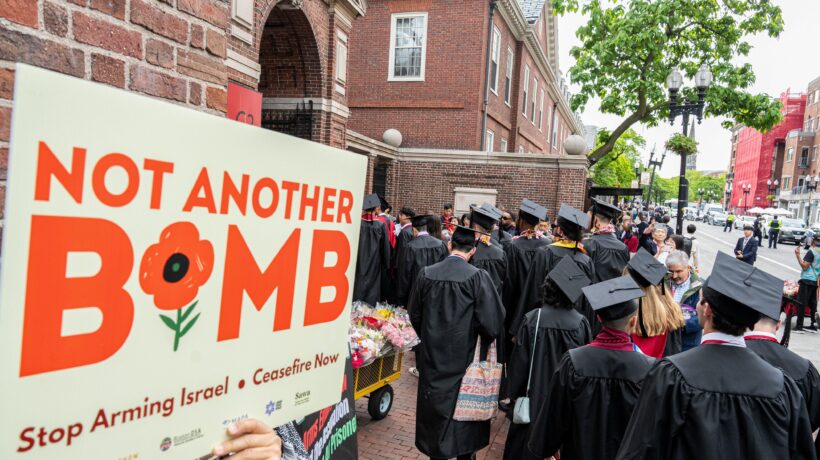 Harvard ammette i problemi di censura